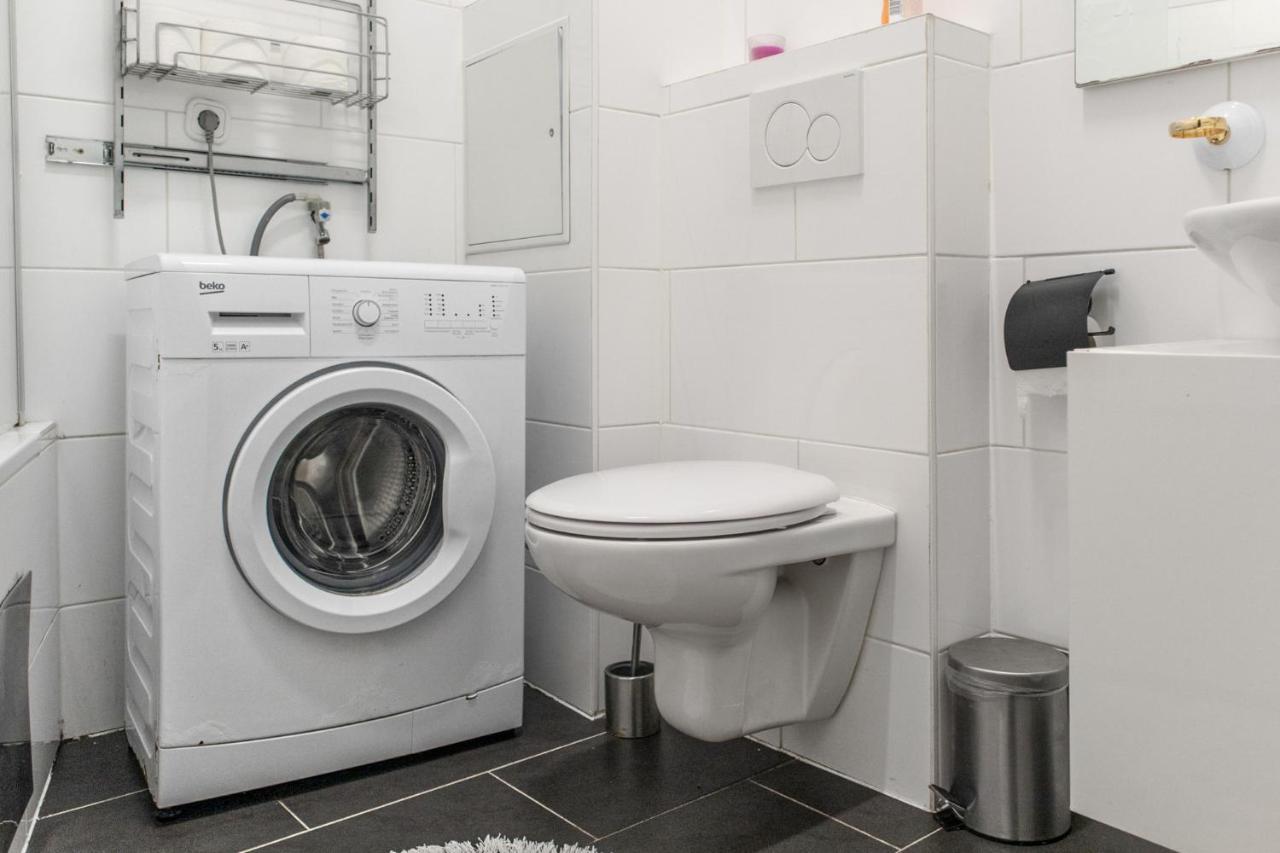 Joyful 2br Shared Near Millenium Tower & Danube River Viena